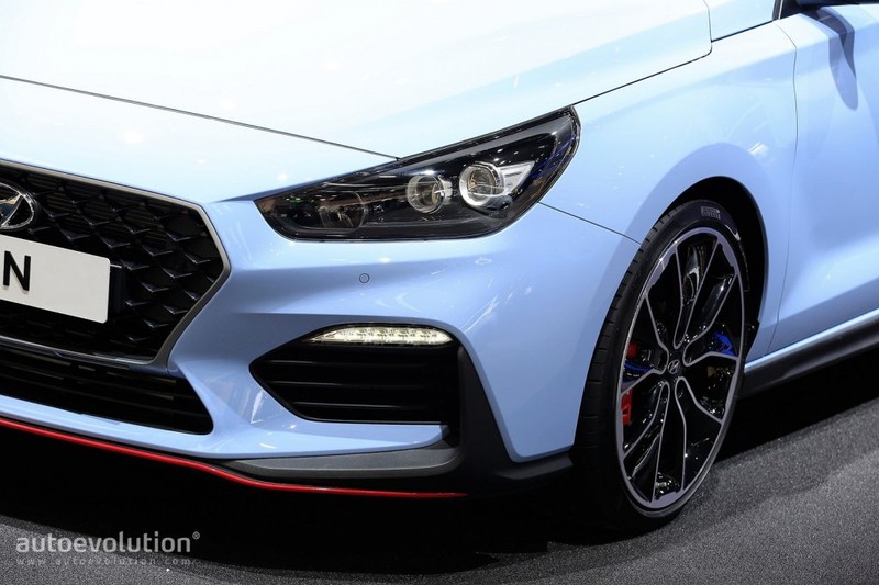 Xe the thao Hyundai i30 N gia 757 trieu co gi &quot;hot&quot;?-Hinh-3